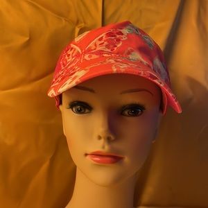 Gymgo baseball cap with butterflies. M. Adjustable velcro strap